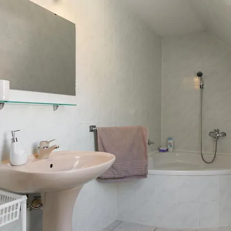 Holiday home Racz - Bac114 By Interhome