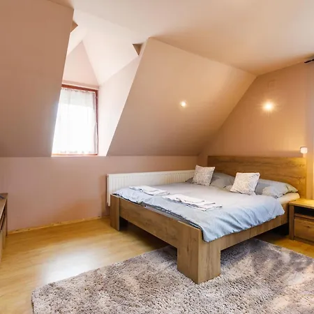 Holiday home Racz - Bac114 By Interhome