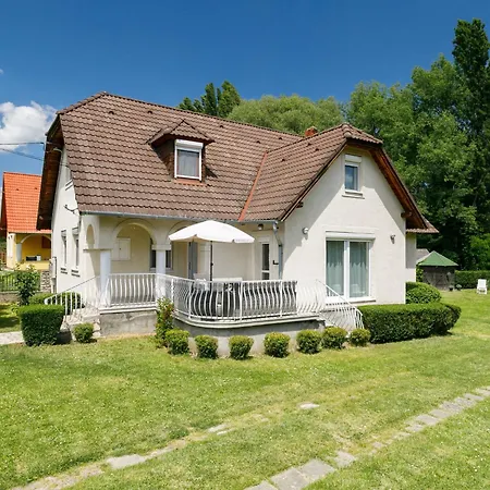 Holiday home Racz - Bac114 By Interhome Badacsonytomaj